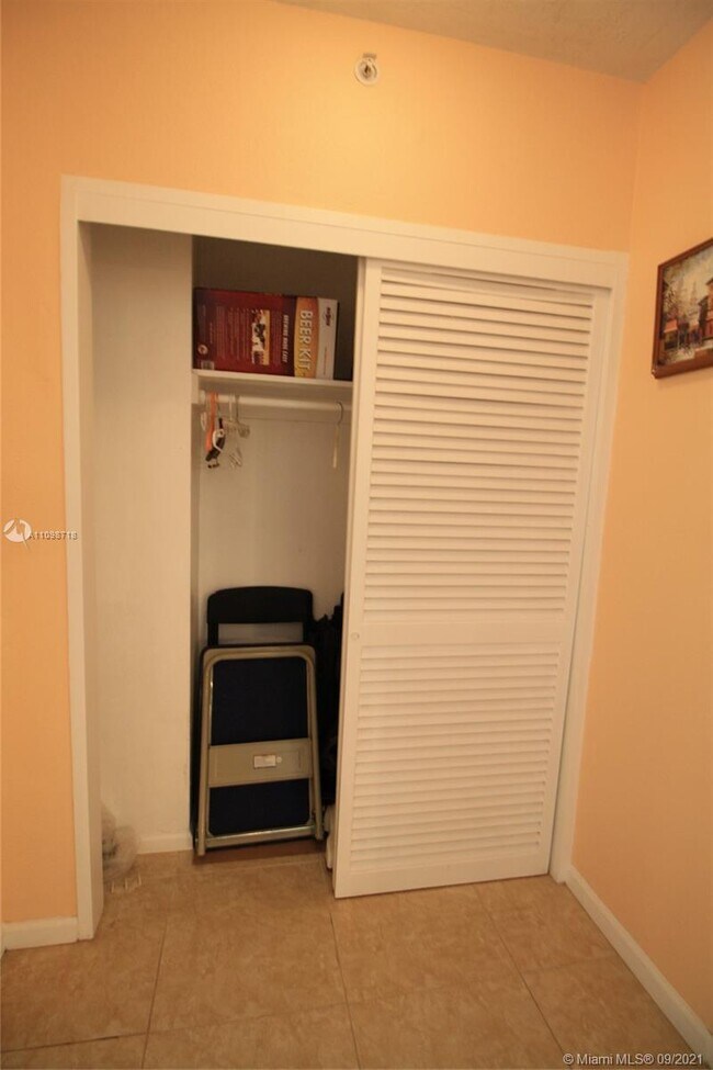 Foto del edificio - 3001 S Ocean Dr