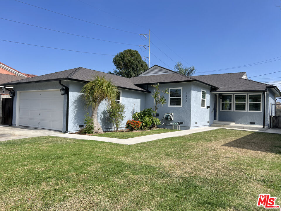 Foto principal - 5010 W 119th Pl
