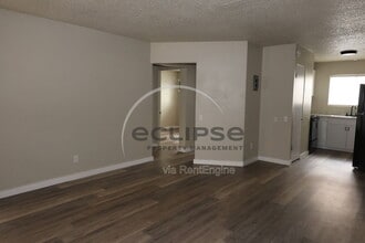 Building Photo - 450 Chipeta Ave