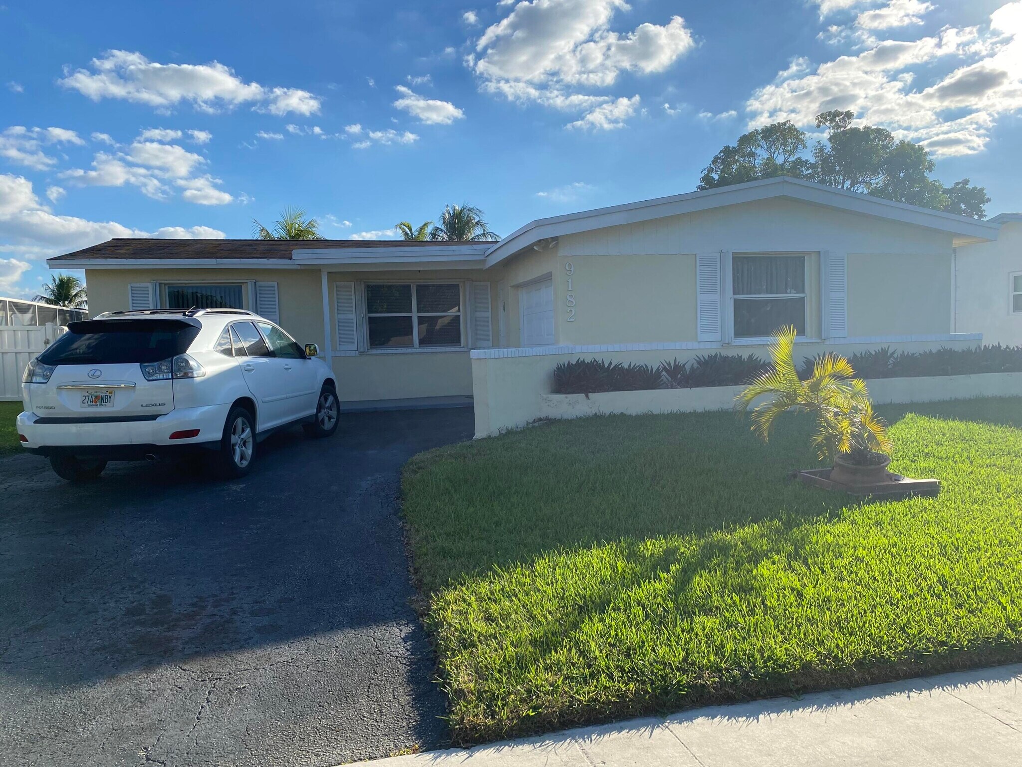 9182 Nw 24th Pl, Sunrise, FL 33322 - House Rental in Sunrise, FL