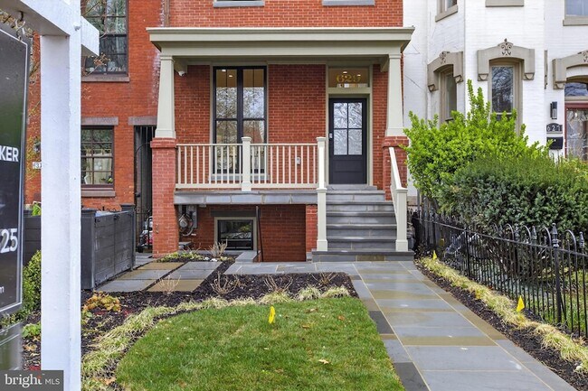 Foto del edificio - 629 South Carolina Ave SE