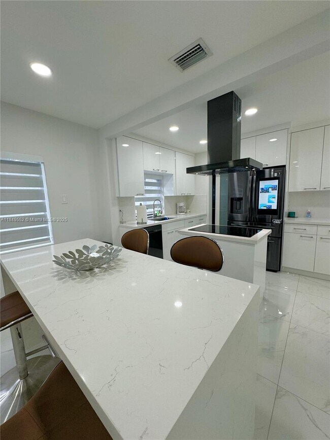 Foto del edificio - 2121 SW 61st Ave
