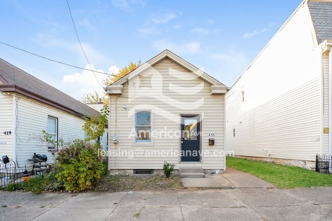 Building Photo - 415 Thornton St