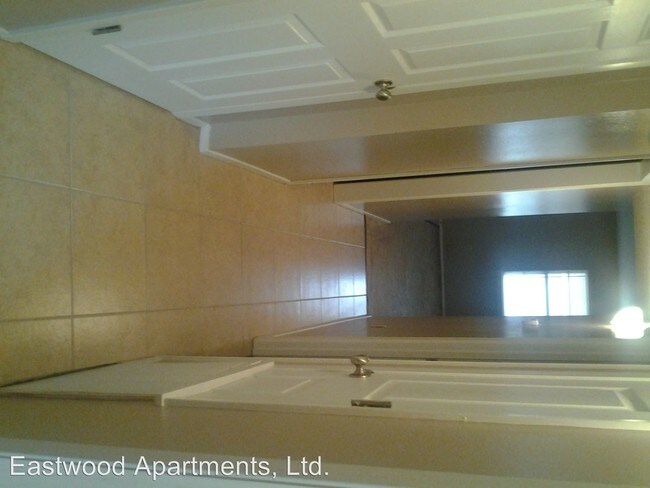 Foto del edificio - 1012 Heather St