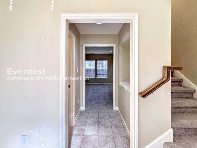 Foto del edificio - 2244 La Branch St