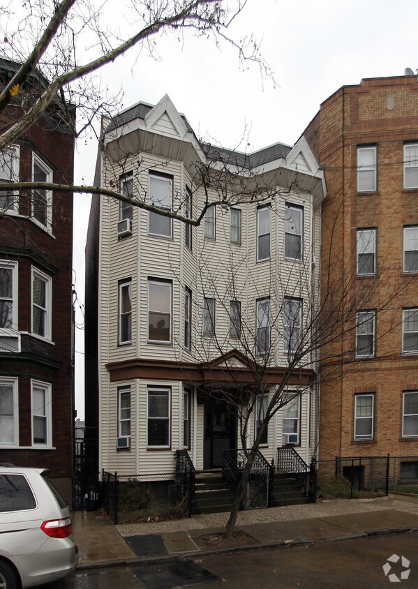 Building Photo - 108 Booraem Ave