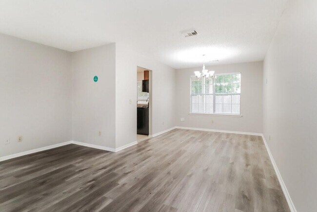 Foto del edificio - 10046 Lazy Meadows Dr