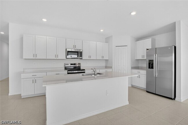 Foto del edificio - 11621 Savanna Lks Blvd