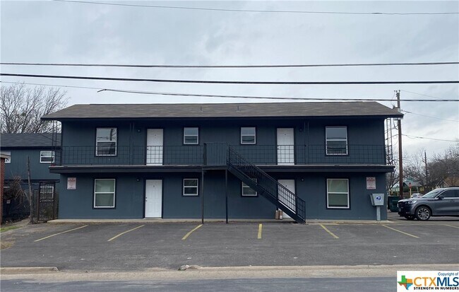 Foto del edificio - 511 N Gilmer St