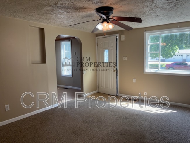Building Photo - 1327 S Ohio St