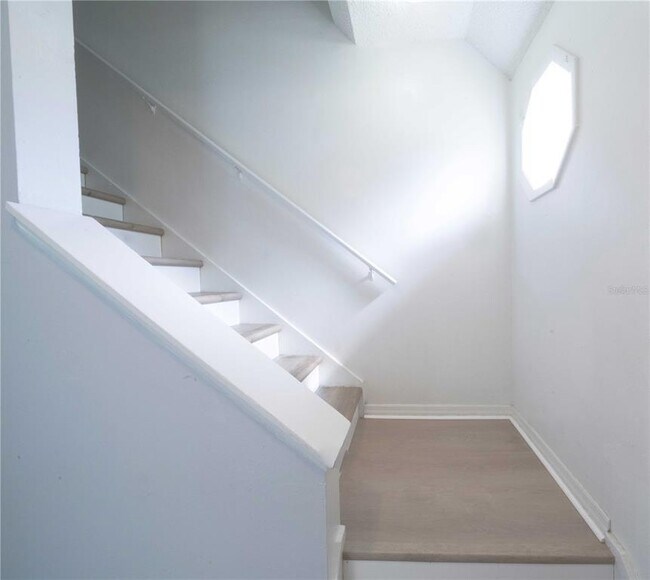 Foto del edificio - 2230 Waterleaf St