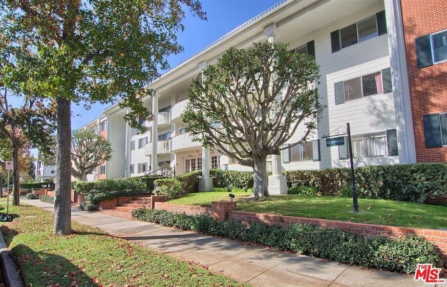 Photo - 521 Montana Avenue Unit 301