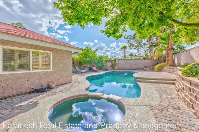 Building Photo - 3 br, 2 bath House - 6476 Scotch Pine Cir