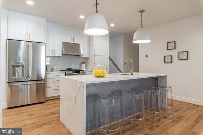 Foto del edificio - 1844 3rd St NW