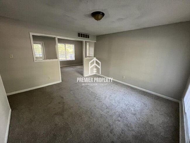 Building Photo - 1257 Winfield Rd