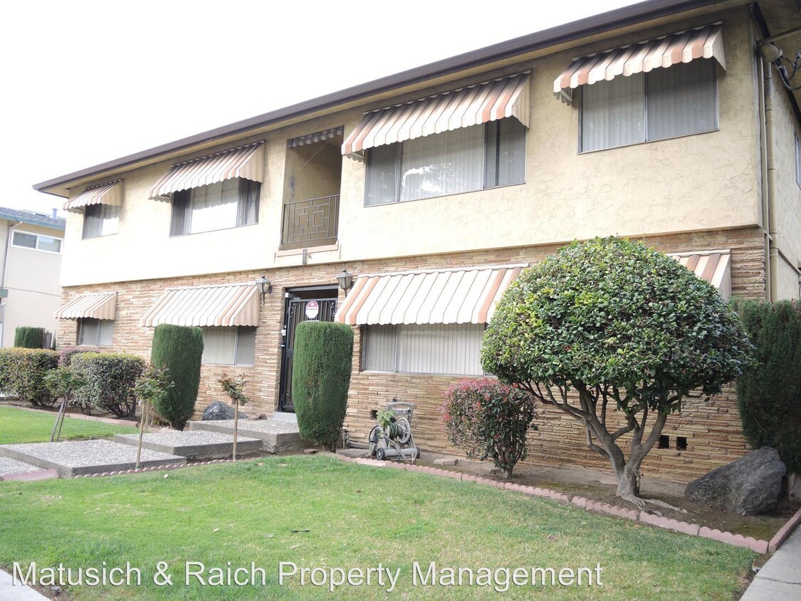 Primary Photo - 2 br, 1 bath Apartment - 915 Del Mar Ave