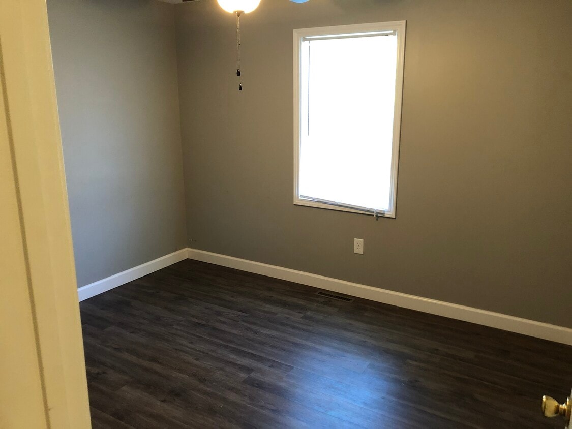 Foto principal - 205 Walden Ave