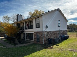 Building Photo - 4900 Brianhill Dr