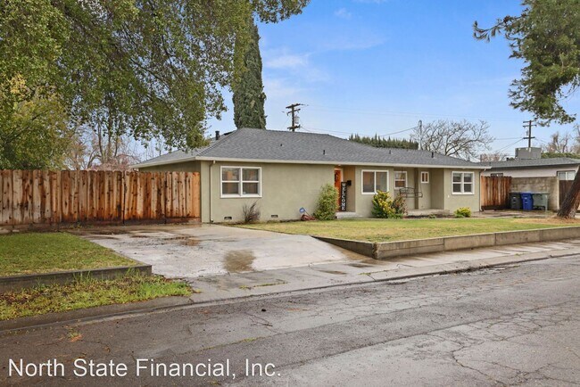 Building Photo - 3 br, 2 bath House - 1542 Overholtzer Drive