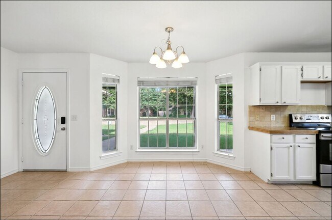 Foto del edificio - 1507 River Hill Dr