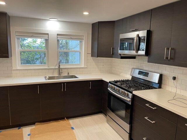 Foto del edificio - 36 Hillcrest Cir