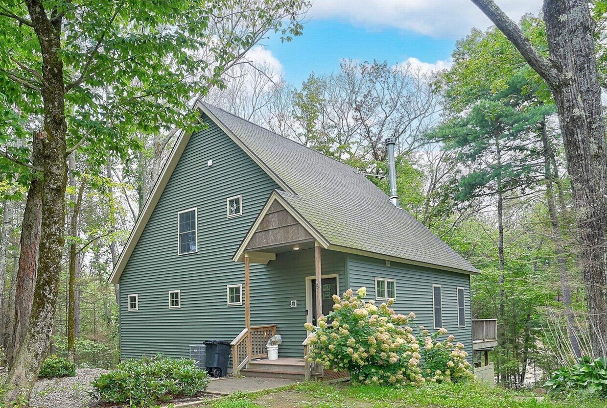 18 Ridge Cir, Conway, NH 03860 House Rental in Conway, NH