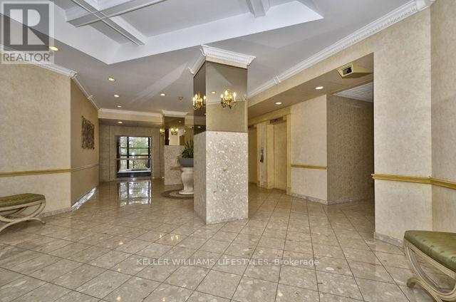 Building Photo - 600 Talbot St