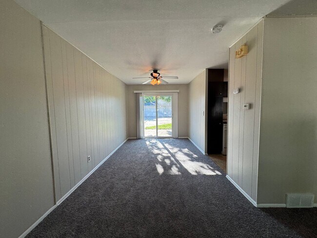 Building Photo - 6451 N 73rd St