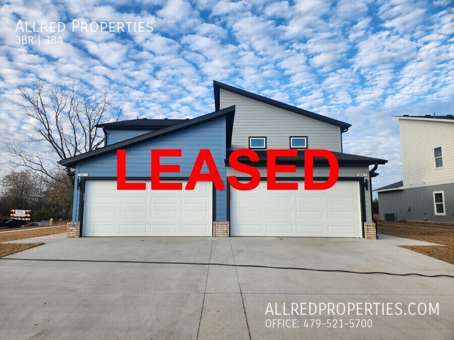 Photo - 1608 SW Casuarina Dr-2