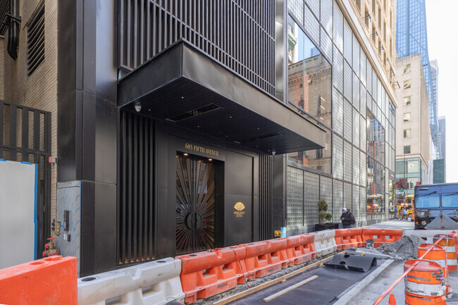 Building Photo - Mandarin Oriental Residences Fifth Avenue