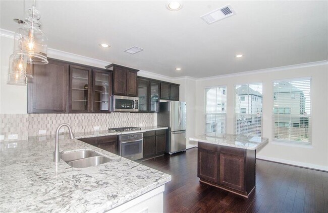 Foto del edificio - 1505 Brayson Oaks Pl