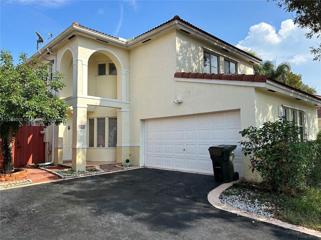 524 NW 47th Ln, Coconut Creek, FL 33063 House Rental in Coconut Creek
