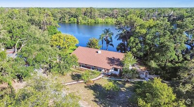 Building Photo - 201 Gornto Lake Rd