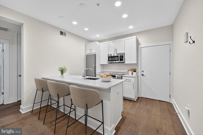 Foto del edificio - 1412 Chapin St NW