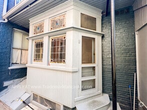 Building Photo - 132 College Ave