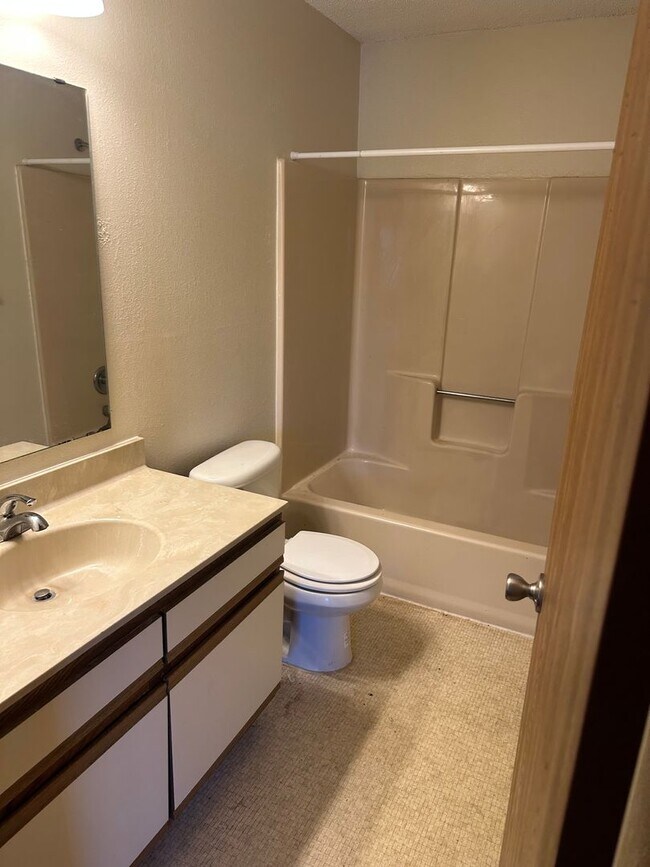 Building Photo - Two Bedroom