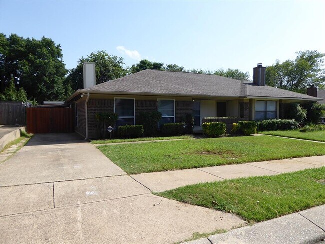 Building Photo - 105 Glade Shadow Dr