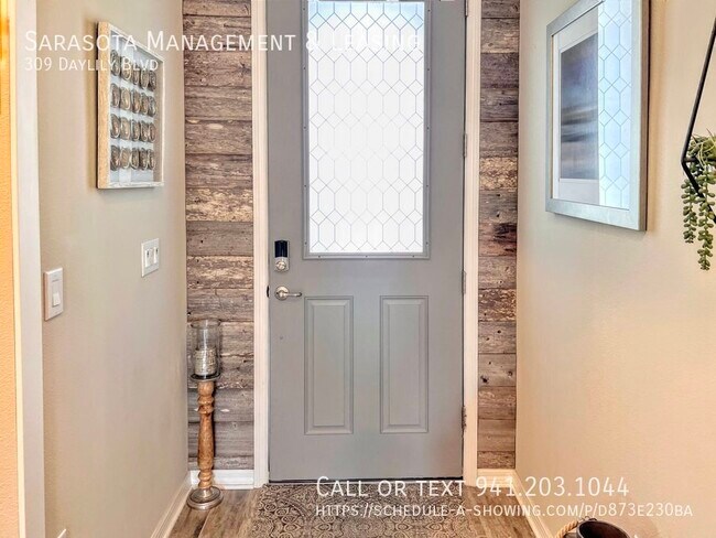 Foto del edificio - 309 Daylily Blvd