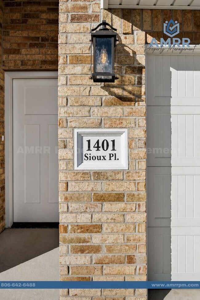 Foto del edificio - Brand New Home Located in Mesilla Park- Perfect for Modern Living!