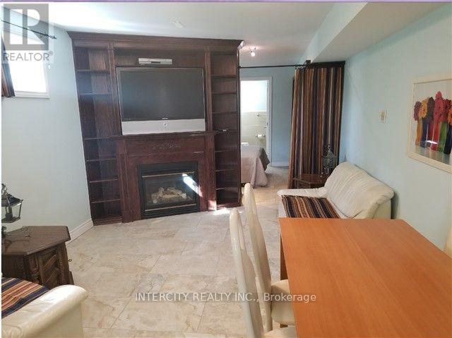 Building Photo - 29 Ivory Ct