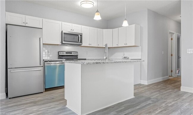 Building Photo - 1503 E Indian River Rd