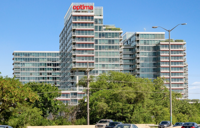 Foto del edificio - 9715 Woods Dr