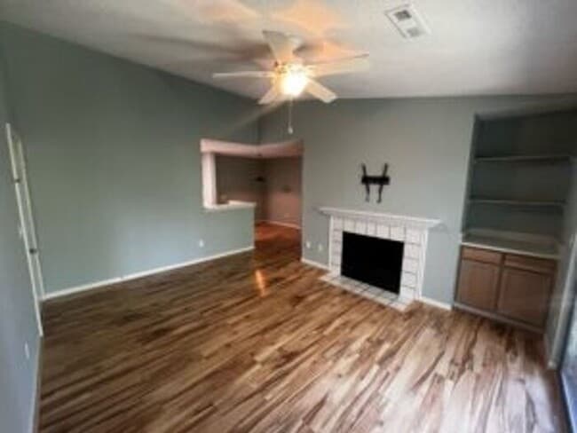 Photo - The Meridian House