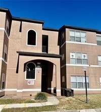 Building Photo - 4630 Commander Dr