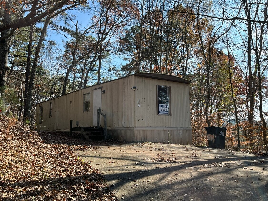 Primary Photo - 6704 Skyview Dr SE