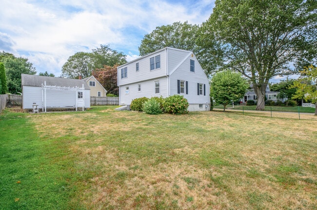 Building Photo - 51 Fortuna Dr