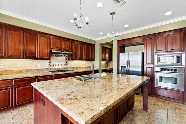 Foto del edificio - 1081 Clear Lake Dr