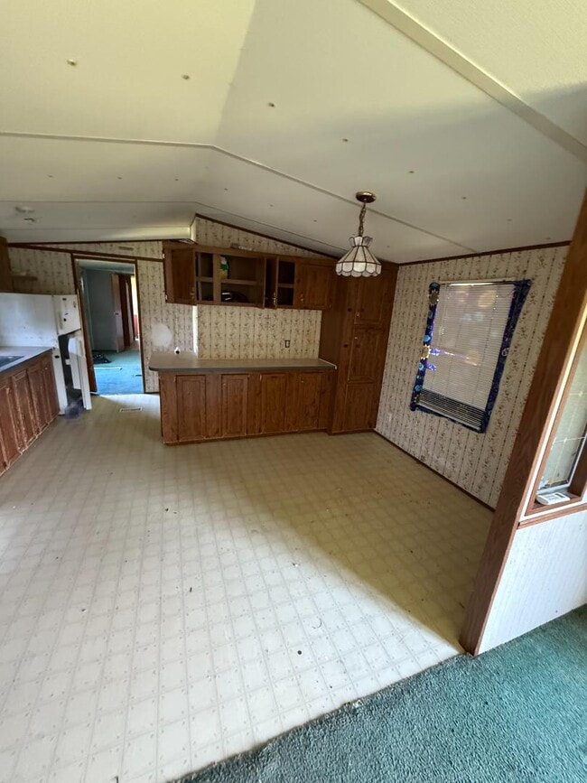 Building Photo - 43489 Claxton Cir
