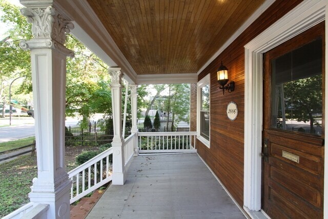 Foto del edificio - 2006 Darrow Ave