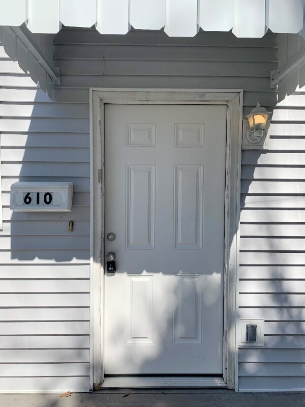 Building Photo - 610 Southern Ave